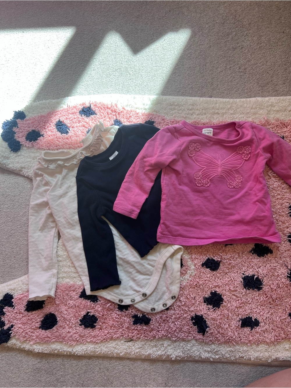 Lot of 8 long sleeve shirts baby size 9-12m